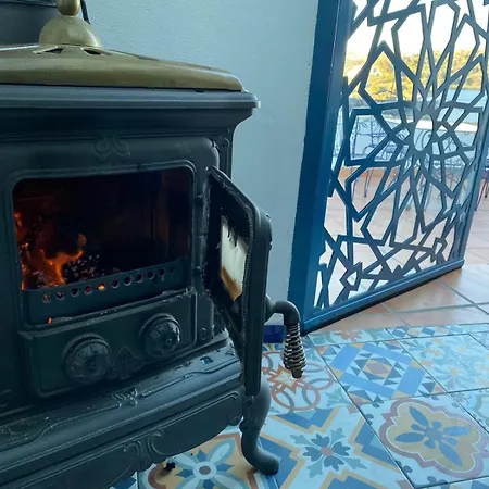 El Capricho, El Escondite De Martina